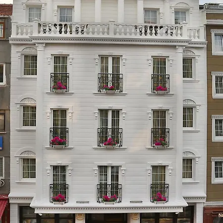 White House Hotel