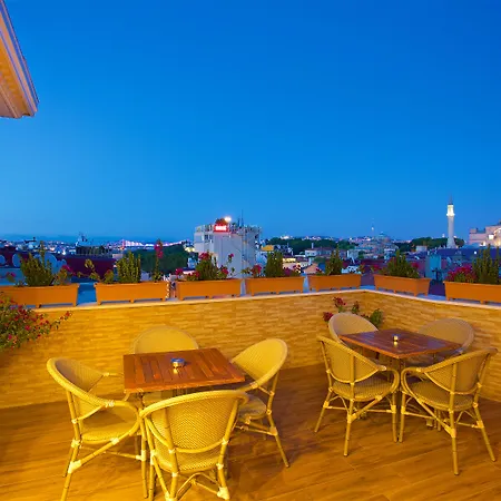 White House Hotel 4*