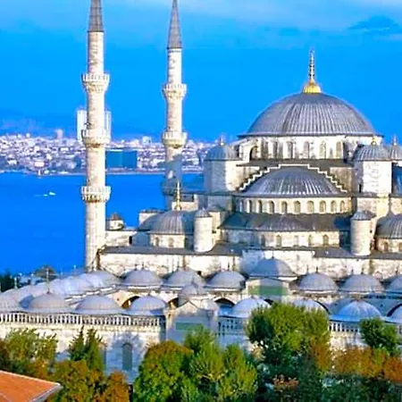 White House 4* Istanboel