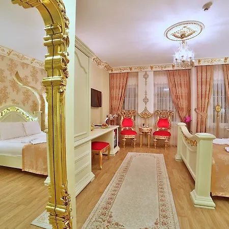 Hotel White House 4*