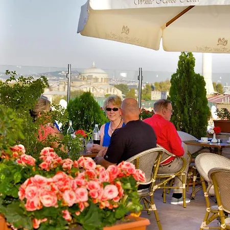 伊斯坦布尔白宫酒店 酒店 4*