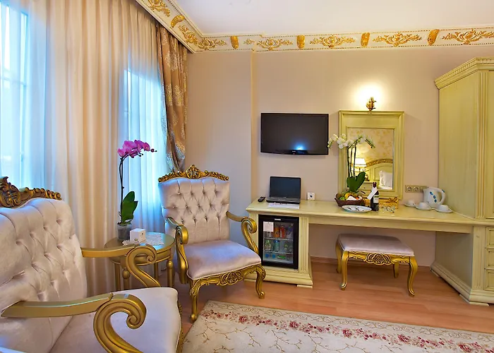 Hotel White House 4*