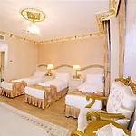 وايت هاوس 4*
