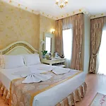 وايت هاوس 4*