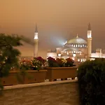 وايت هاوس فندق 4*