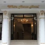 فندق وايت هاوس 4*