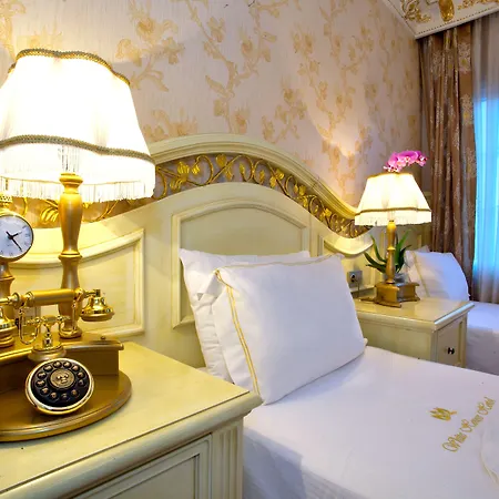 White House Hotel