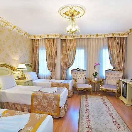 White House 4*